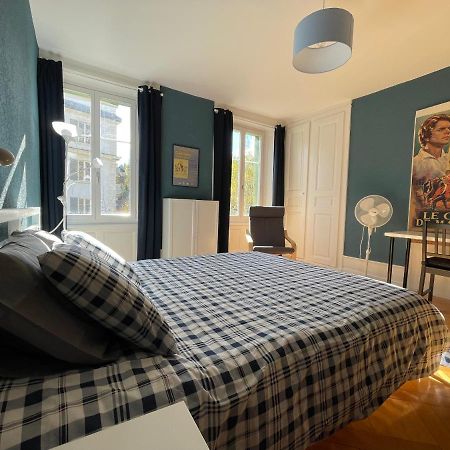 Le Locle : Bel Appartement Chaleureux 外观 照片